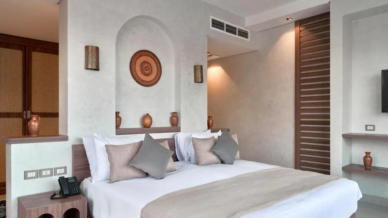 الفندق ترو بيتش ريزورت - مرسى علم